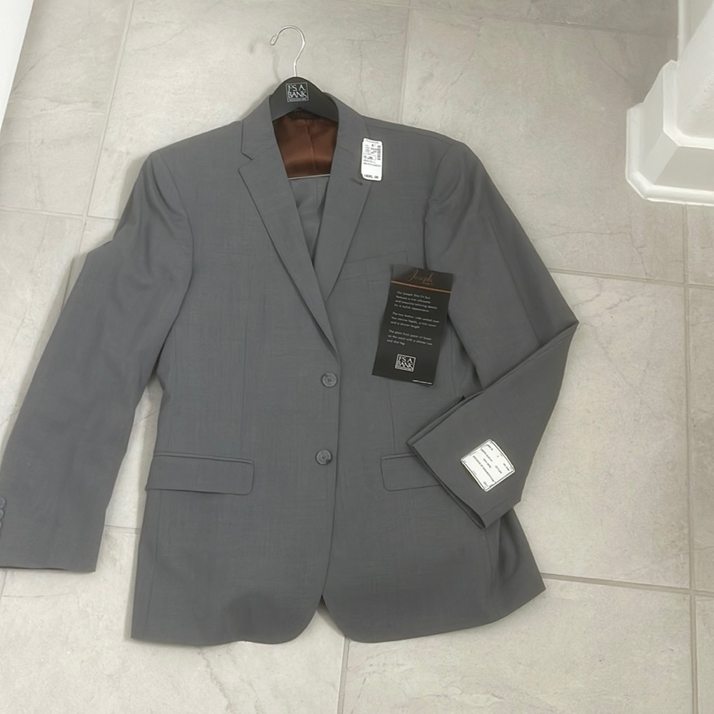 NWT Jos A Bank slim fit suit